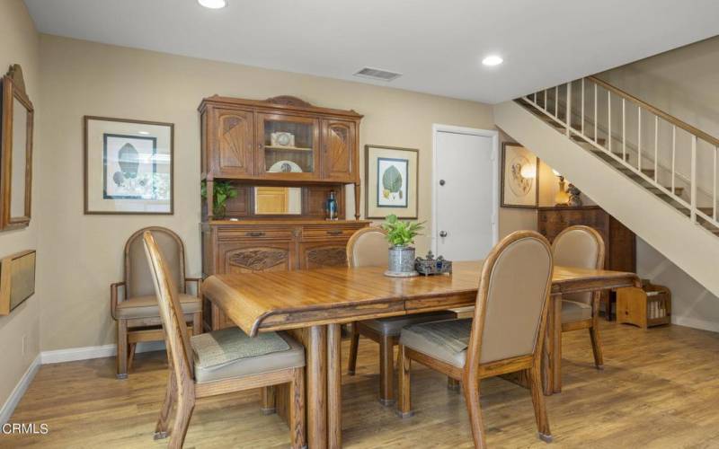 Dining Area 1- 1608 Kerryglen St.