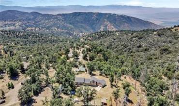 29850 Goldspike Road, Tehachapi, California 93561, 3 Bedrooms Bedrooms, ,3 BathroomsBathrooms,Residential,Buy,29850 Goldspike Road,GD24120991