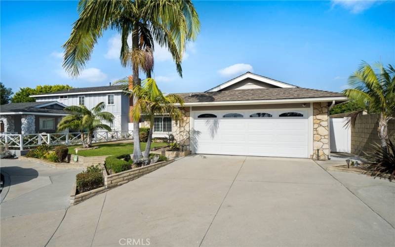 Parkside Homes in Cypress: Quiet cul-de-sac location close to Highly Rated  Cypress High School, Pinewood Park, Shopping and Dining. Large 6,600 square foot lot with spacious driveway for additional parking.