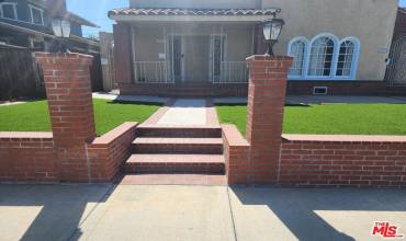 2124 West Boulevard, Los Angeles, California 90016, 1 Bedroom Bedrooms, ,1 BathroomBathrooms,Residential Lease,Rent,2124 West Boulevard,24407081