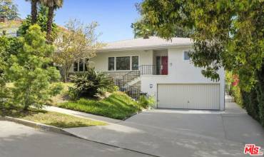 2338 NELLA VISTA Avenue, Los Angeles, California 90027, 3 Bedrooms Bedrooms, ,2 BathroomsBathrooms,Residential Lease,Rent,2338 NELLA VISTA Avenue,24407177