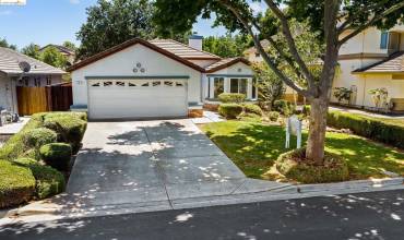 562 Apple Hill Dr, Brentwood, California 94513, 3 Bedrooms Bedrooms, ,2 BathroomsBathrooms,Residential,Buy,562 Apple Hill Dr,41064038