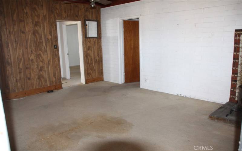 Secondary Out Building 2 Bed/1Bath