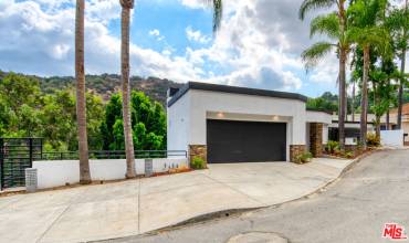 3614 Camino De La Cumbre, Sherman Oaks, California 91423, 5 Bedrooms Bedrooms, ,4 BathroomsBathrooms,Residential Lease,Rent,3614 Camino De La Cumbre,24407379