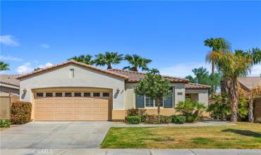 81880 Golden Star Way, La Quinta, California 92253, 2 Bedrooms Bedrooms, ,2 BathroomsBathrooms,Residential Lease,Rent,81880 Golden Star Way,OC24127408