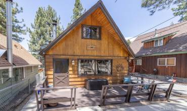 435 W Sherwood Boulevard, Big Bear City, California 92314, 3 Bedrooms Bedrooms, ,1 BathroomBathrooms,Residential,Buy,435 W Sherwood Boulevard,SR24128895