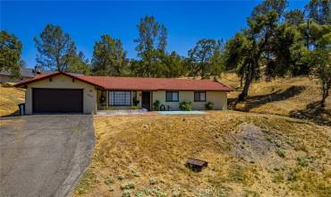 29165 Revis Road, Coarsegold, California 93614, 3 Bedrooms Bedrooms, ,2 BathroomsBathrooms,Residential,Buy,29165 Revis Road,FR24128898