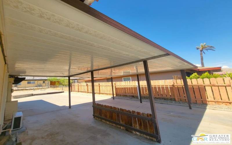 Carport & Garage Parking