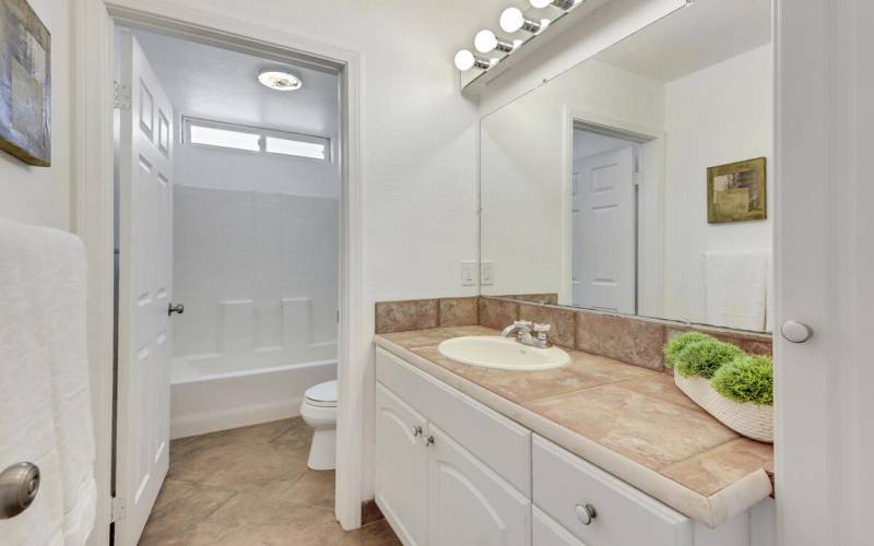 27 BATHROOM MLS