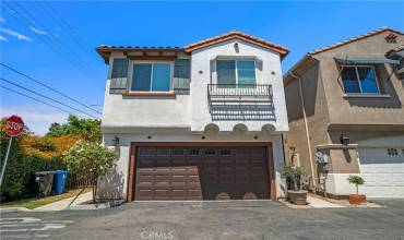 7603 N Patriot Way, Van Nuys, California 91405, 4 Bedrooms Bedrooms, ,3 BathroomsBathrooms,Residential,Buy,7603 N Patriot Way,DW24129174