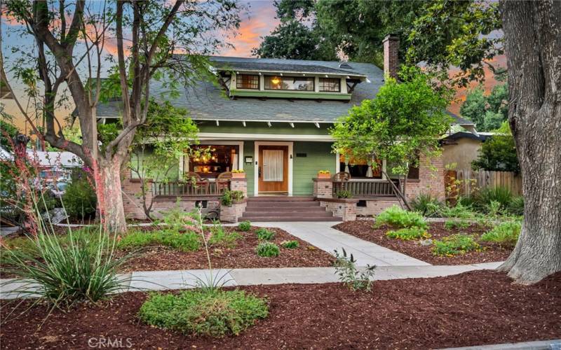 Craftsman Bungalow in the Colony Heights Historic District