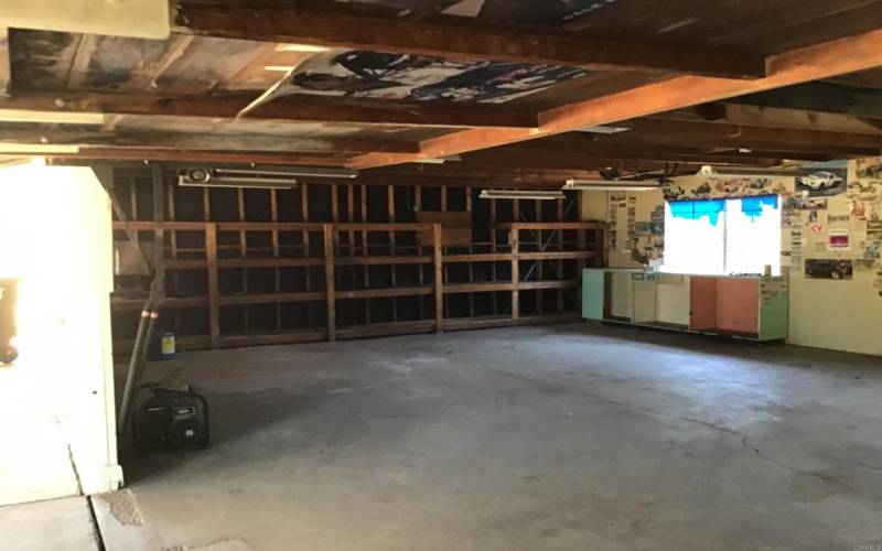 Large Storage/Shop room next to the garage