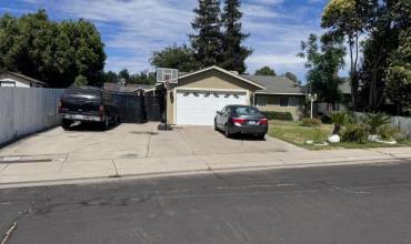 641 Camelia Lane, Manteca, California 95336, 3 Bedrooms Bedrooms, ,2 BathroomsBathrooms,Residential,Buy,641 Camelia Lane,ML81971046