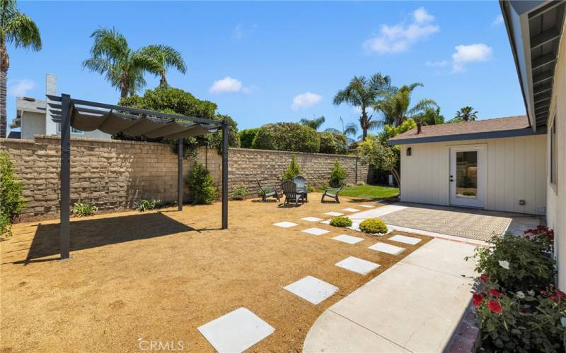 Designer Backyard Pergola Area