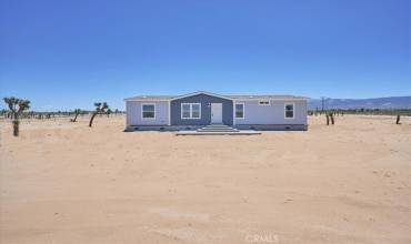 11471 Sunset Road, Phelan, California 92371, 4 Bedrooms Bedrooms, ,2 BathroomsBathrooms,Residential,Buy,11471 Sunset Road,TR24130143