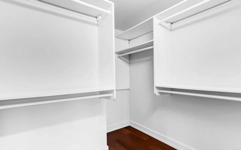 Walk-in Closet