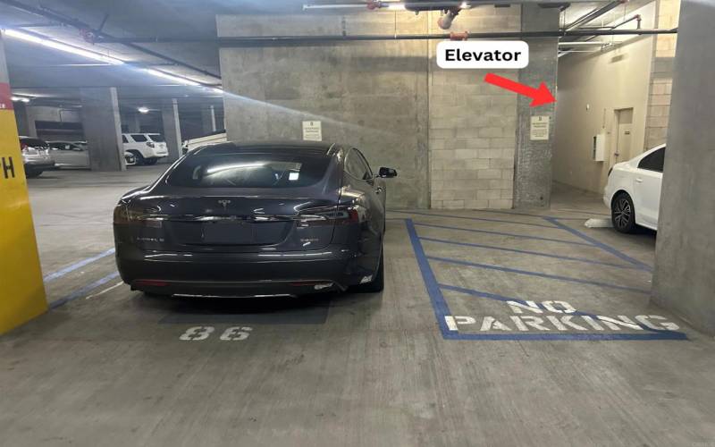 XL Parking Space Near Elevator