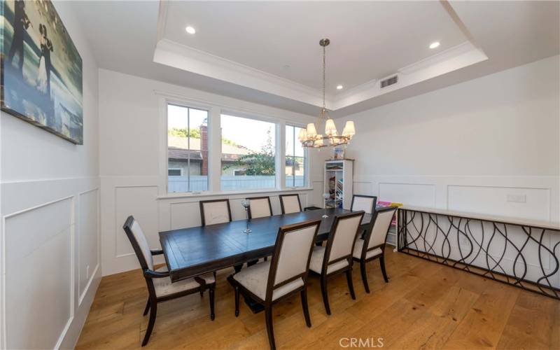 Formal dining room extra high ceilings