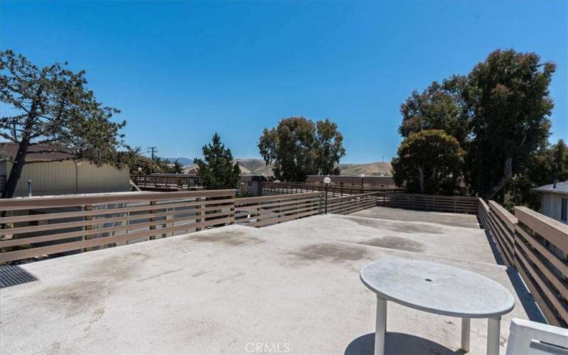 Shared roof top deck just around the corner