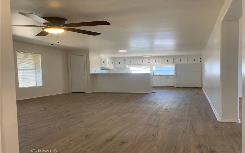 Dining Area w/Kitchen