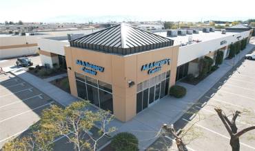 12241 Industrial Boulevard 101 & 107, Victorville, California 92395, ,Commercial Lease,Rent,12241 Industrial Boulevard 101 & 107,HD23222496