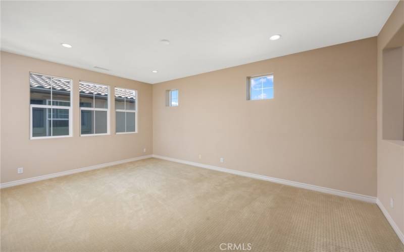 Upstairs Loft/Recreation Room