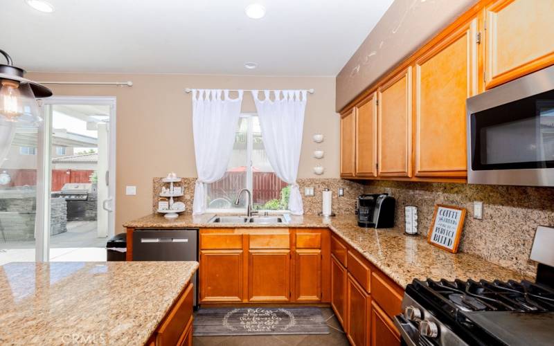 Upgraded Kitchen Overlooking your oasis