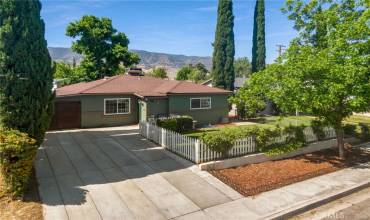 108 Brentwood Drive, Tehachapi, California 93561, 3 Bedrooms Bedrooms, ,1 BathroomBathrooms,Residential,Buy,108 Brentwood Drive,PI24093015