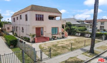 1366 W 37th Place, Los Angeles, California 90007, 10 Bedrooms Bedrooms, ,Residential Income,Buy,1366 W 37th Place,24409041
