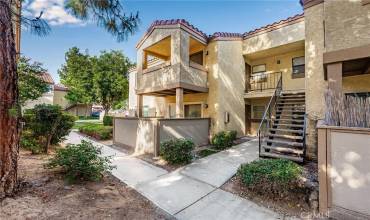 1142 W Blaine Street 202, Riverside, California 92507, 1 Bedroom Bedrooms, ,1 BathroomBathrooms,Residential,Buy,1142 W Blaine Street 202,CV24130200