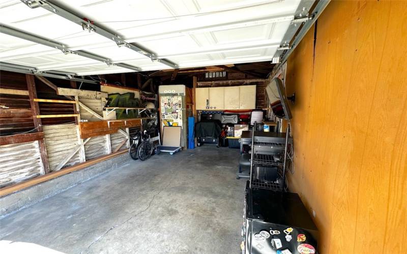 Detached Garage