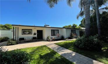 19432 Hartland Street, Reseda, California 91335, 3 Bedrooms Bedrooms, ,2 BathroomsBathrooms,Residential Lease,Rent,19432 Hartland Street,SR24131435