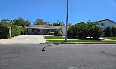 24224 Welby Way, West Hills, California 91307, 3 Bedrooms Bedrooms, ,2 BathroomsBathrooms,Residential Lease,Rent,24224 Welby Way,SR24132281