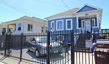 1607 40th Avenue, Oakland, California 94601, 4 Bedrooms Bedrooms, ,Residential Income,Buy,1607 40th Avenue,ML81971337