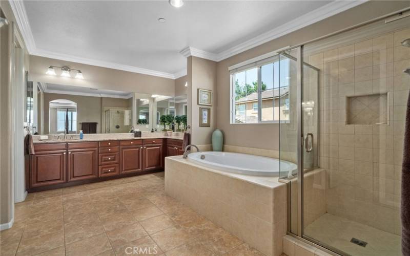 Spacious bathroom