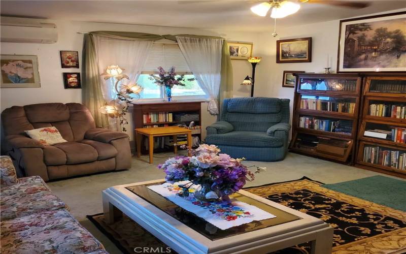 Cottage living room