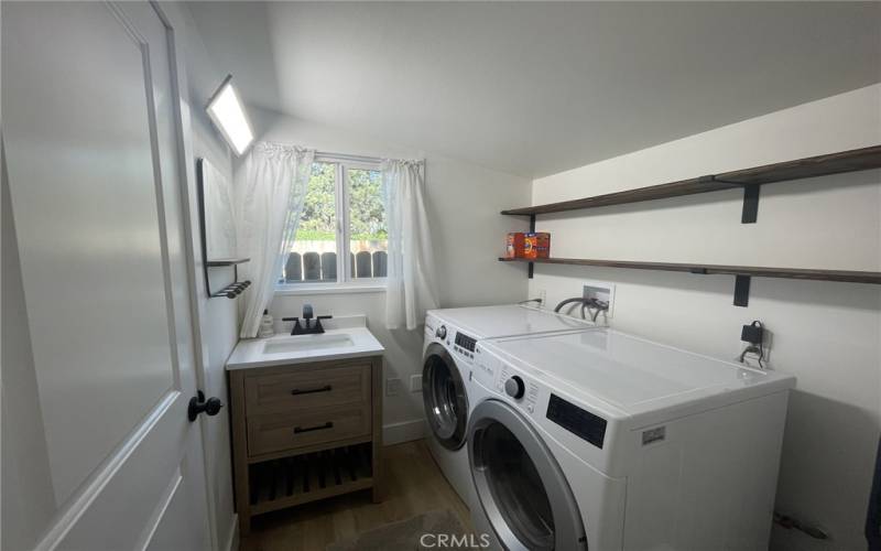 laundry/bath room