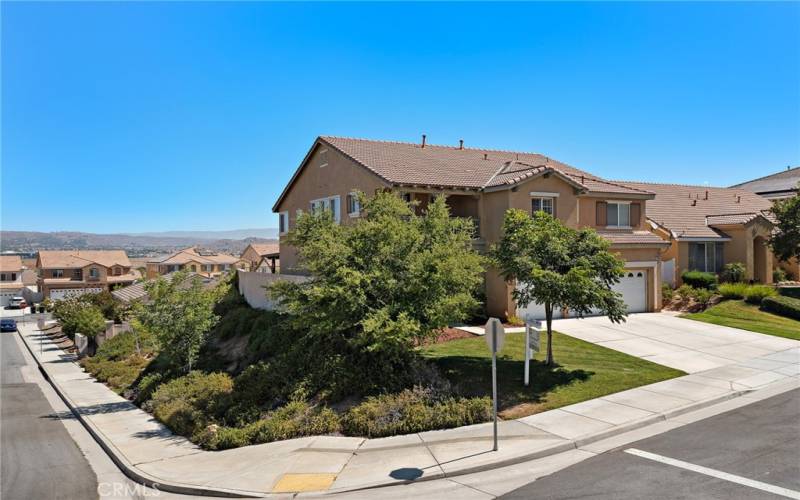 CORNER LOT WITH SCENIC VIEW