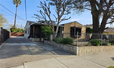 7727 Apperson Street, Tujunga, California 91042, 2 Bedrooms Bedrooms, ,2 BathroomsBathrooms,Residential Income,Buy,7727 Apperson Street,GD24132956