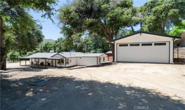 16116 Spunky Canyon Road, Green Valley, California 91390, 4 Bedrooms Bedrooms, ,2 BathroomsBathrooms,Residential,Buy,16116 Spunky Canyon Road,SR24132948