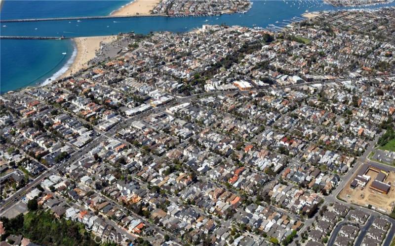 An Arial shot of Corona del Mar, the beach is about 4 blocks away.
