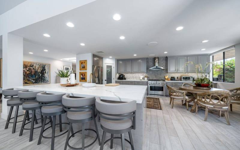 Kitchen and breakfast nook