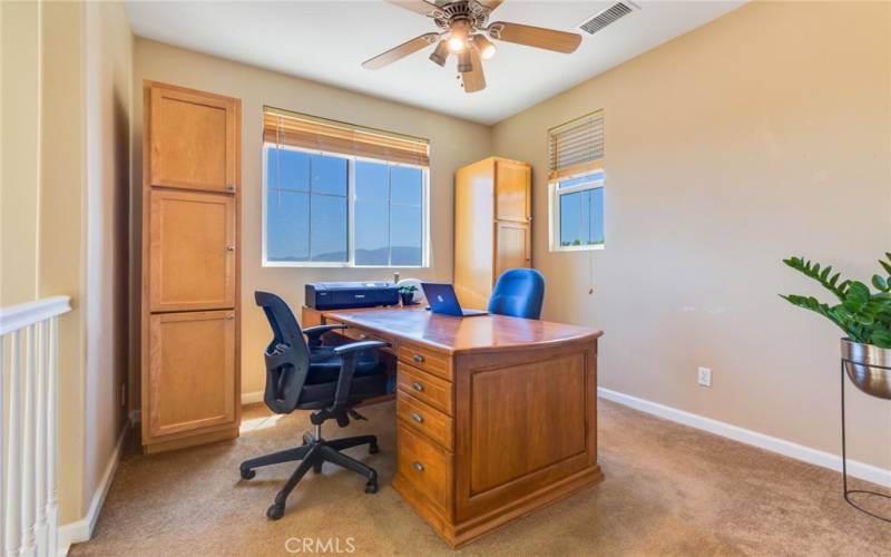 This spacious home/office space may also be configured into an extra third Bedroom, for Family & Visitors