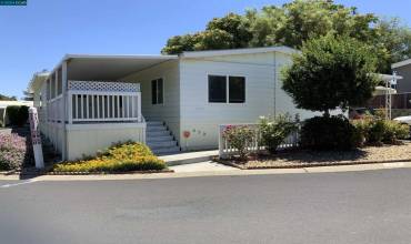 223 Queens Way, Pittsburg, California 94565, 3 Bedrooms Bedrooms, ,2 BathroomsBathrooms,Manufactured In Park,Buy,223 Queens Way,41065066