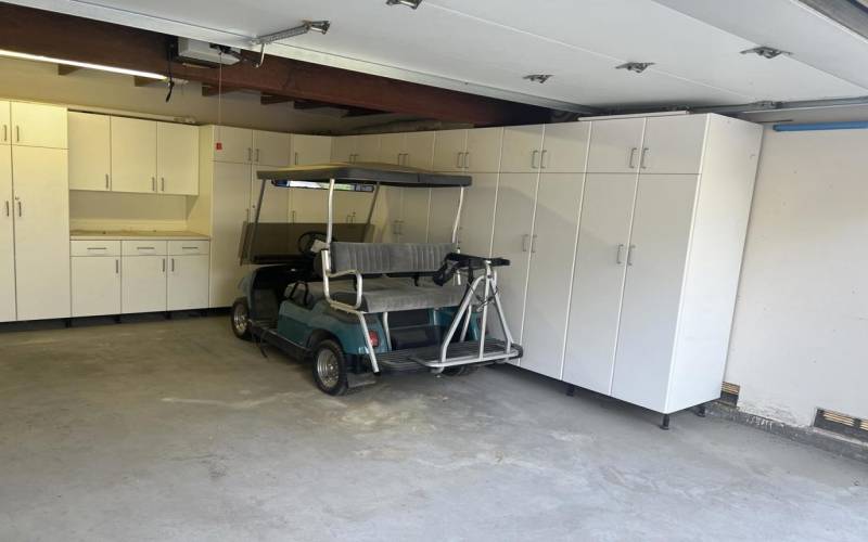 garage/golf cart