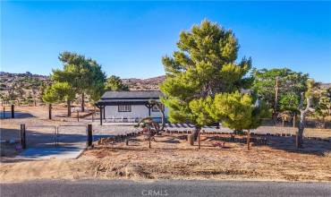 51130 Burns Canyon Road, Pioneertown, California 92268, 3 Bedrooms Bedrooms, ,2 BathroomsBathrooms,Residential,Buy,51130 Burns Canyon Road,JT24133883