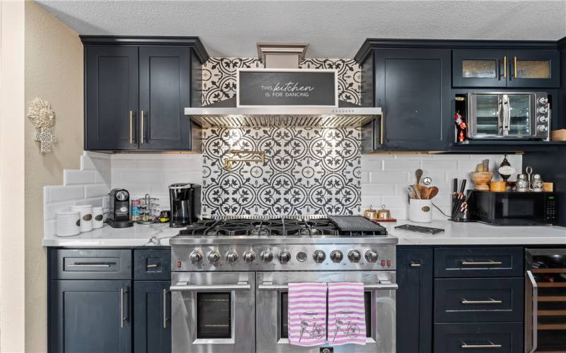 Kitchen with Gourmet Stove