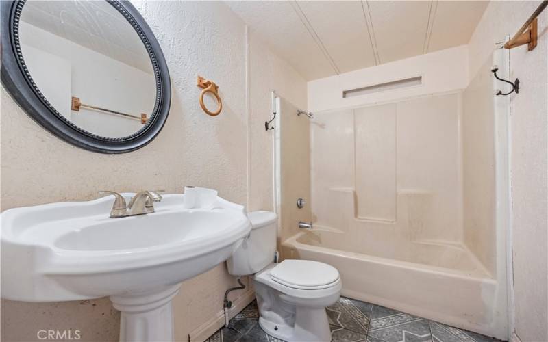 2nd bathroom