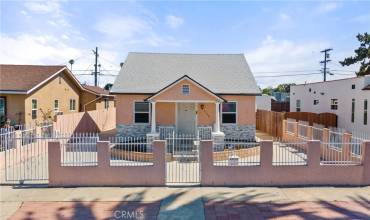 1310 W 84th Street, Los Angeles, California 90044, 4 Bedrooms Bedrooms, ,2 BathroomsBathrooms,Residential,Buy,1310 W 84th Street,IN24134014