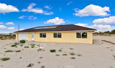 9243 Palomar Trail, Lucerne Valley, California 92356, 3 Bedrooms Bedrooms, ,2 BathroomsBathrooms,Residential,Buy,9243 Palomar Trail,EV24133687